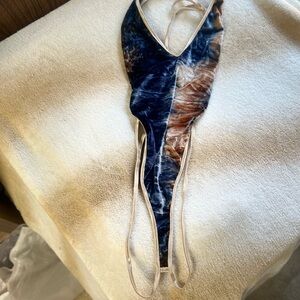 Exotic Velour strappy dance wear s/m